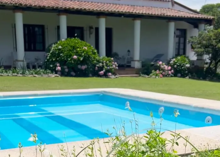 Las Camelias Casa De Campo En San Lorenzo, Salta